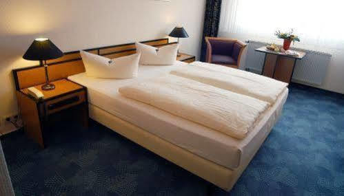 Airport 3* Erfurt